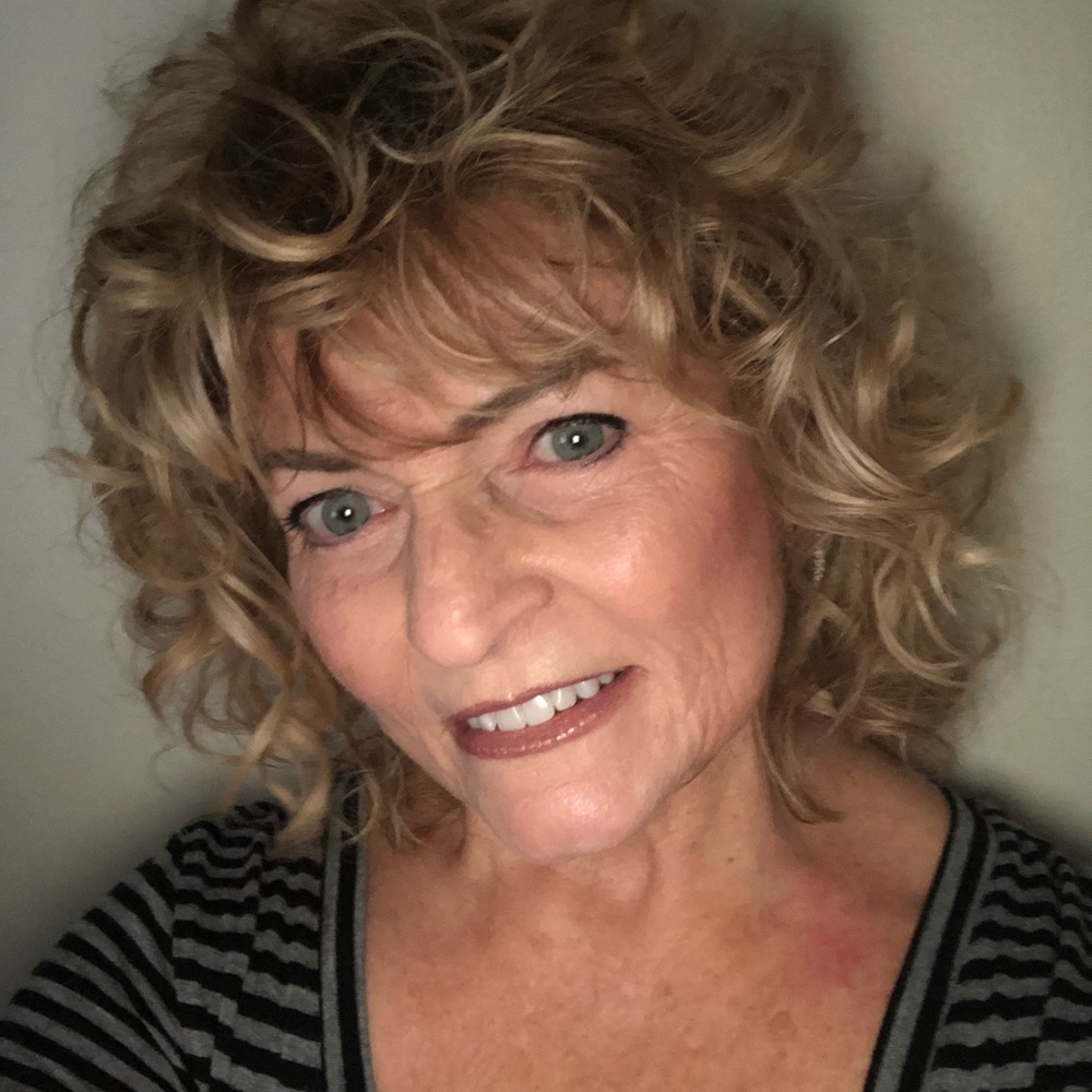 Meet your Posher, Teresa